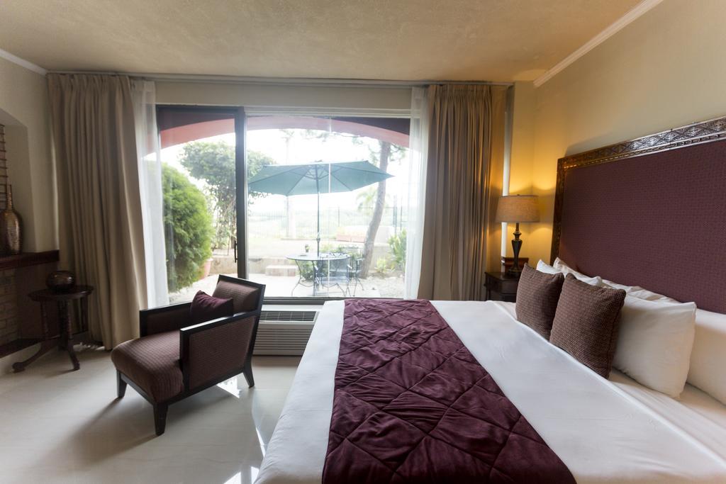 Hotel Altos de Fontana Managua Habitación foto